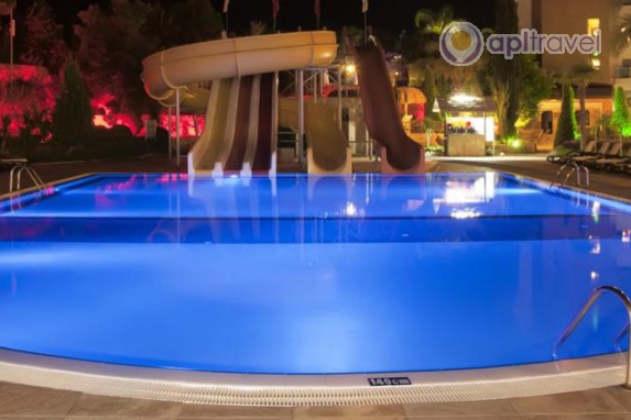 Imperial Sunland Resort & Spa Hotel