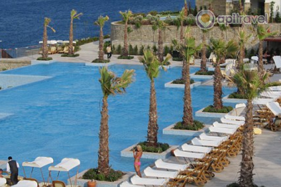Xanadu Island All Suite