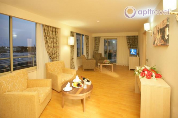 Grand Pearl Beach Resort & Spa