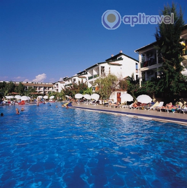 Club Oasis Beach