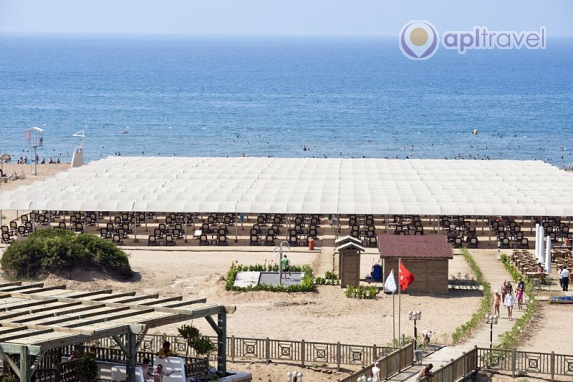 Crystal Palace Luxury Resort & Spa