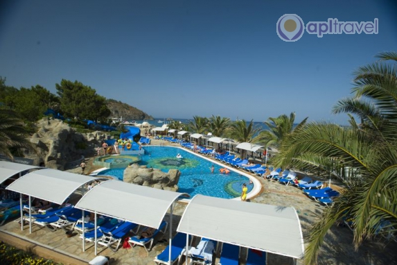 Pirate's Beach Club