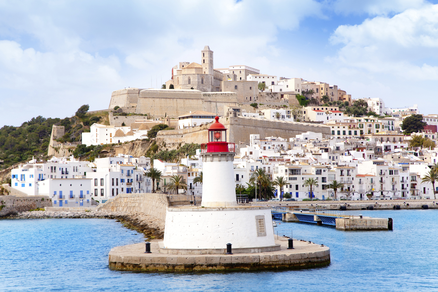 Тур с круизом на MSC Poesia 5*: Генуя, Марсель, Ибица, Барселона - Туристический оператор APL Travel (АПЛ Тревел)