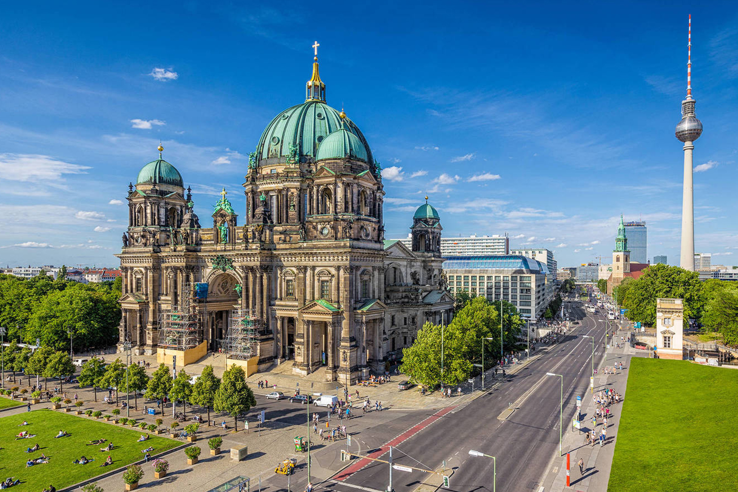 Тур с круизом на Monarch 4*: Берлин, Гетеборг, Амстердам, Лондон, Париж, Портленд, Виго, Лиссабон - Туристический оператор APL Travel (АПЛ Тревел)